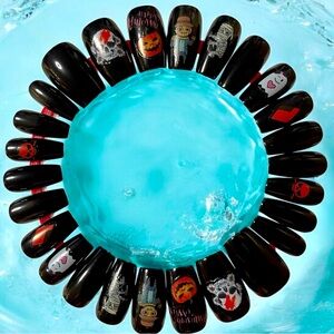 Boo 🎃 Black Color False Nail with Halloween Cartoon Gel Nail.